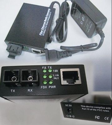 探索光纤网络的基石 百兆、单模与多模光纤收发器全解析